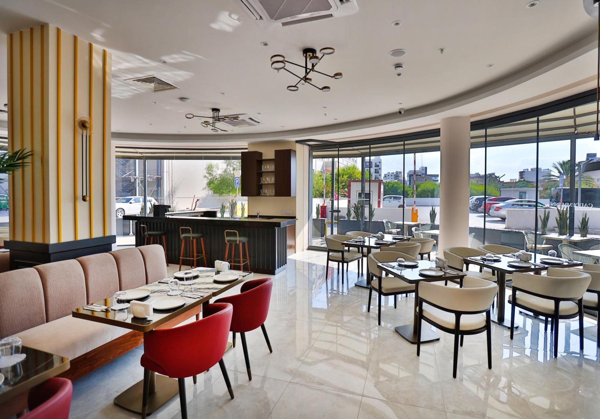 Caddem Inn Hotel Фамагуста Экстерьер фото