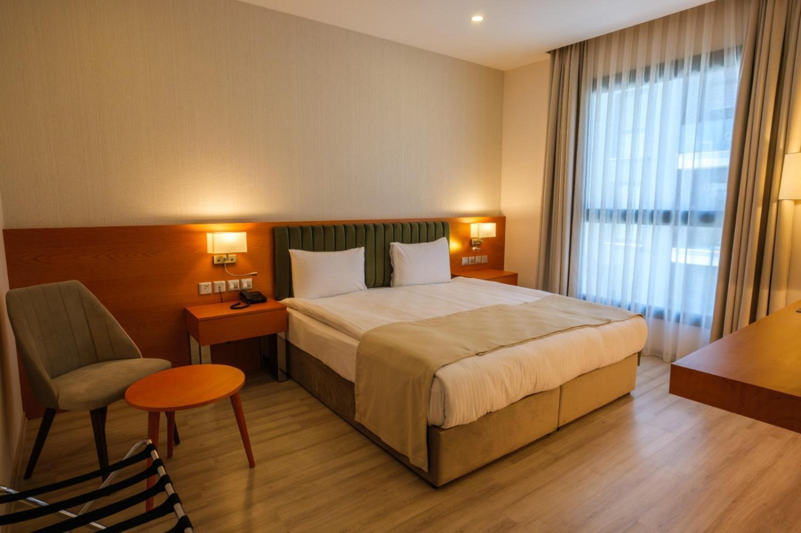 Caddem Inn Hotel Фамагуста Экстерьер фото